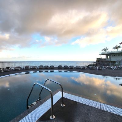 Rocamar & Royal Orchid - Madera