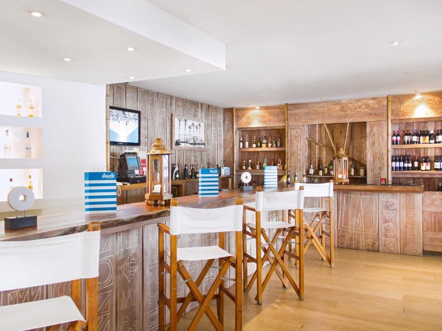 drink bar