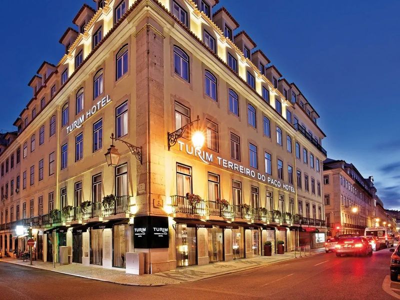 Turim Terreiro do Paco 4*