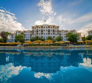 Aparthotel Vila Petra