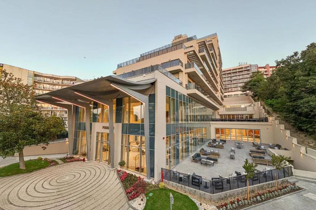 obiekt, recepcja / lobby, teren hotelu