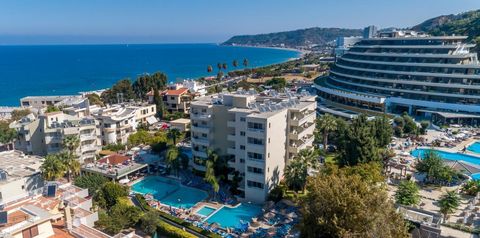 obiekt, teren hotelu, basen