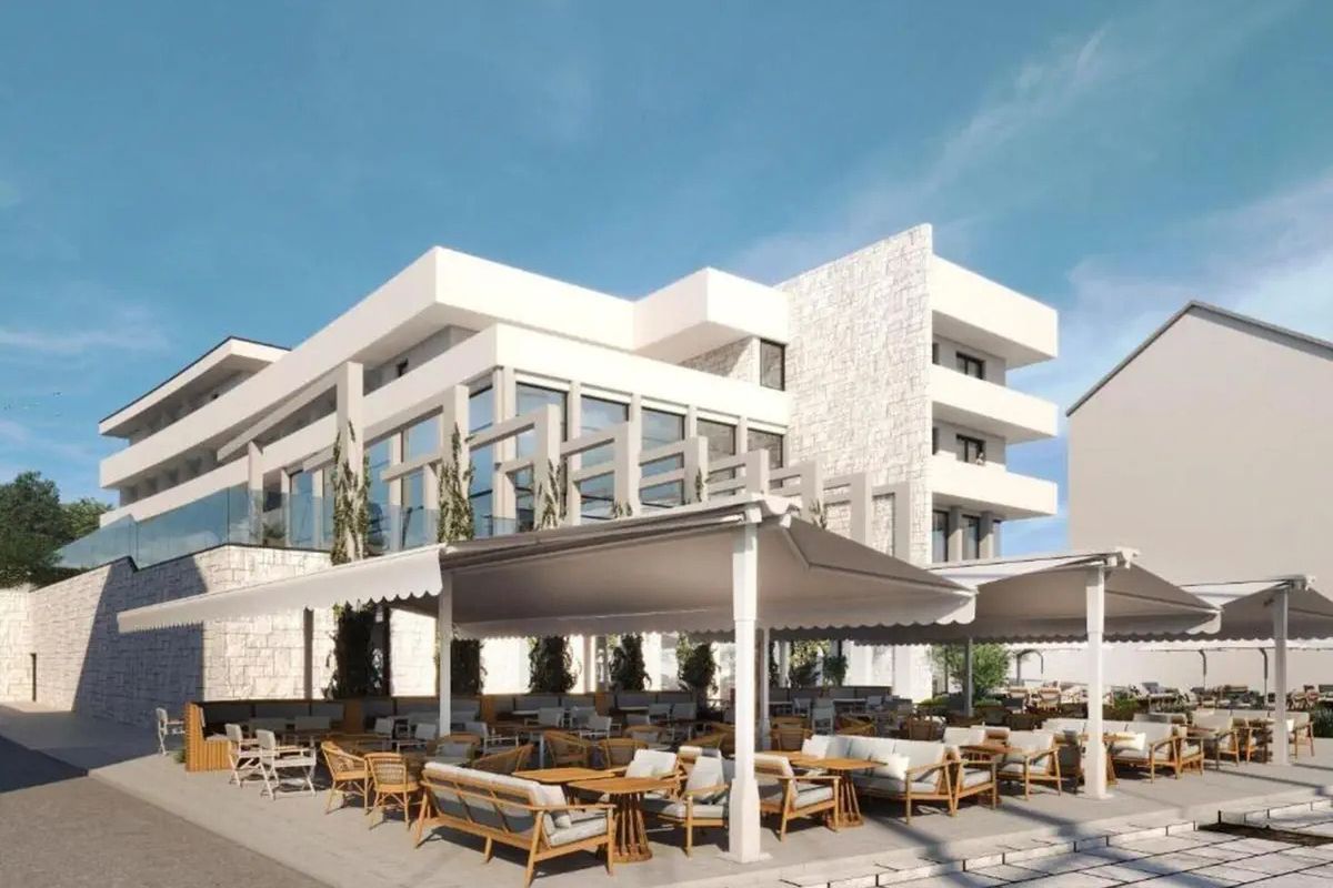 teren hotelu, budynek główny, obiekt