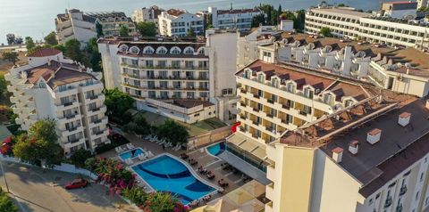 obiekt, teren hotelu, basen