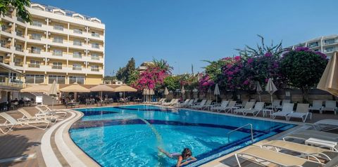 obiekt, teren hotelu, basen