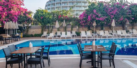 obiekt, teren hotelu, basen