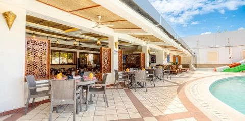 zjeżdżalnia, restauracja, basen