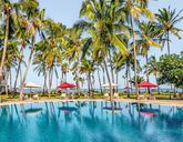 Prideinn Paradise Beach Resort