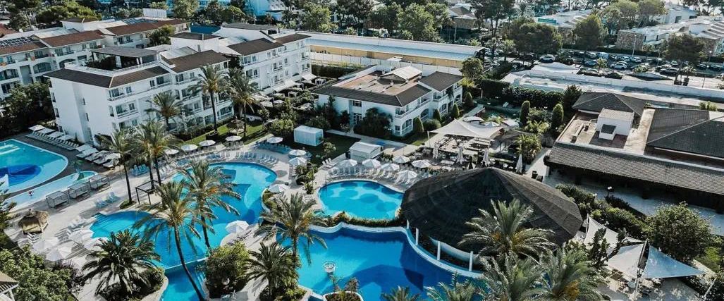 obiekt, budynek główny, teren hotelu, basen