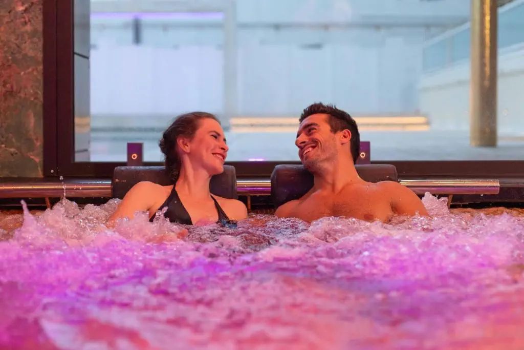 jacuzzi