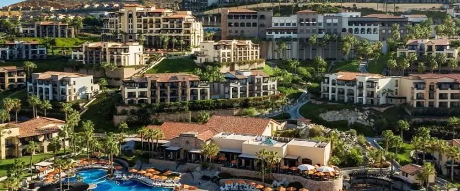 basen, teren hotelu, obiekt