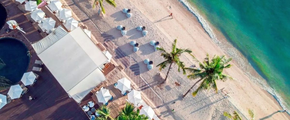 teren hotelu, plaża