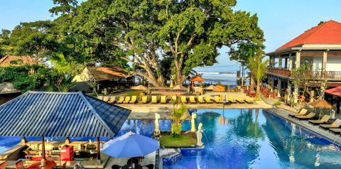 obiekt, teren hotelu, basen