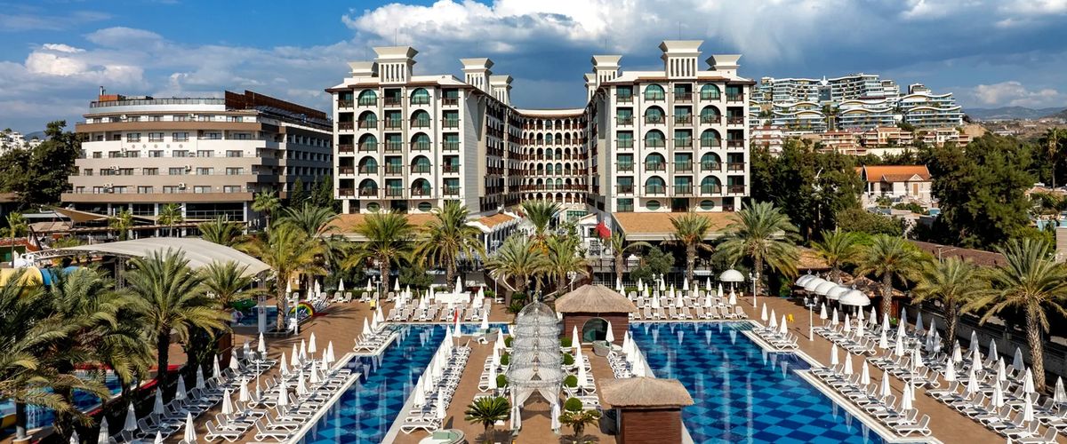 teren hotelu, basen