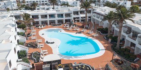 obiekt, teren hotelu, basen