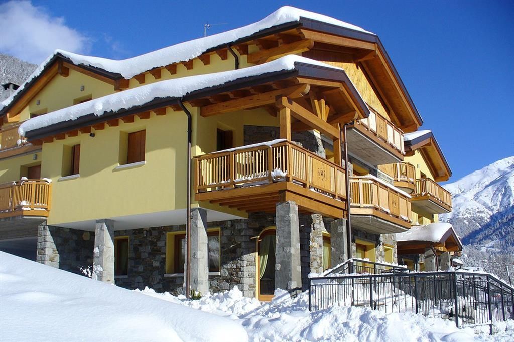 obiekt, budynek główny, teren hotelu