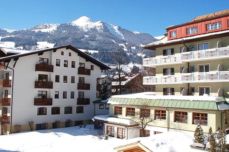 obiekt, teren hotelu
