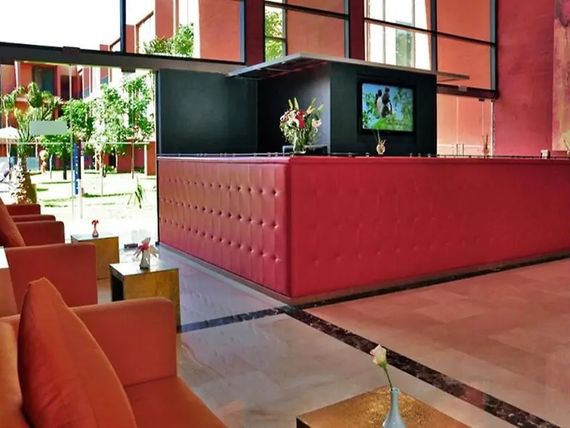 teren hotelu, recepcja / lobby