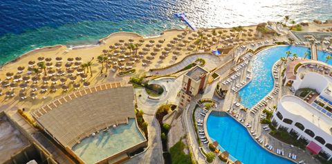 teren hotelu, basen, plaża