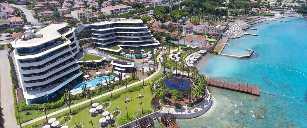 teren hotelu, basen, plaża