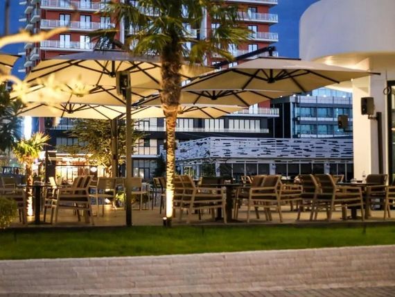 Regina Garden 4*