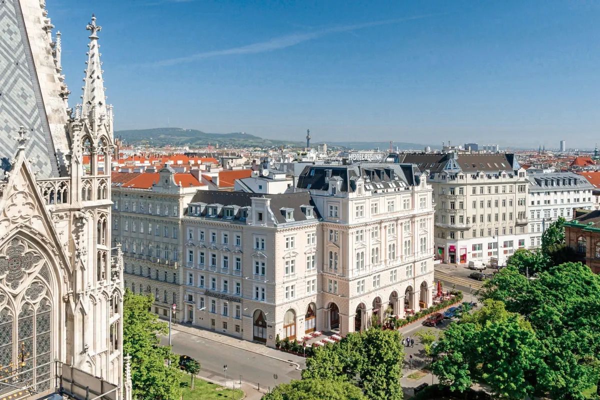 zwiedzanie, budynek główny