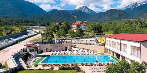 budynek główny, basen