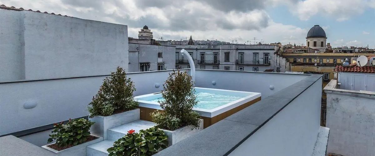 teren hotelu, jacuzzi