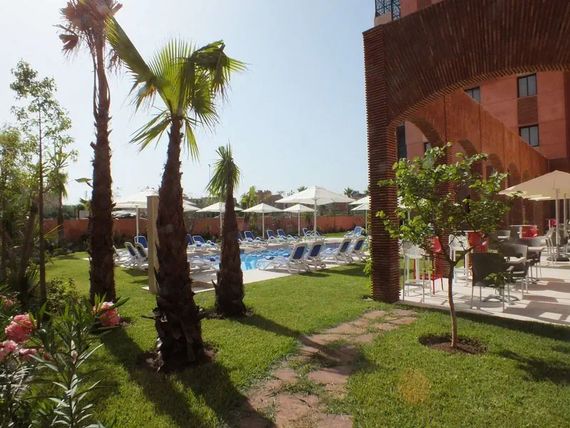 teren hotelu, basen