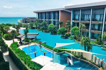 Renaissance Pattaya Resort & Spa