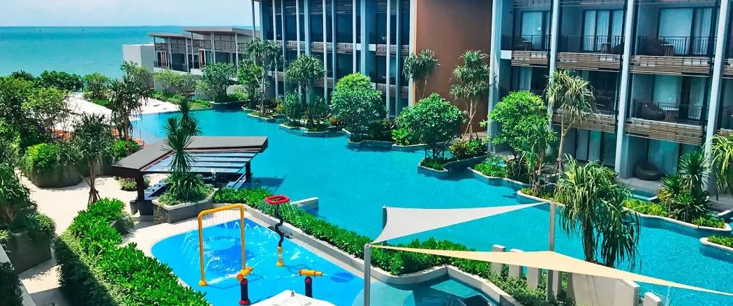 teren hotelu, basen