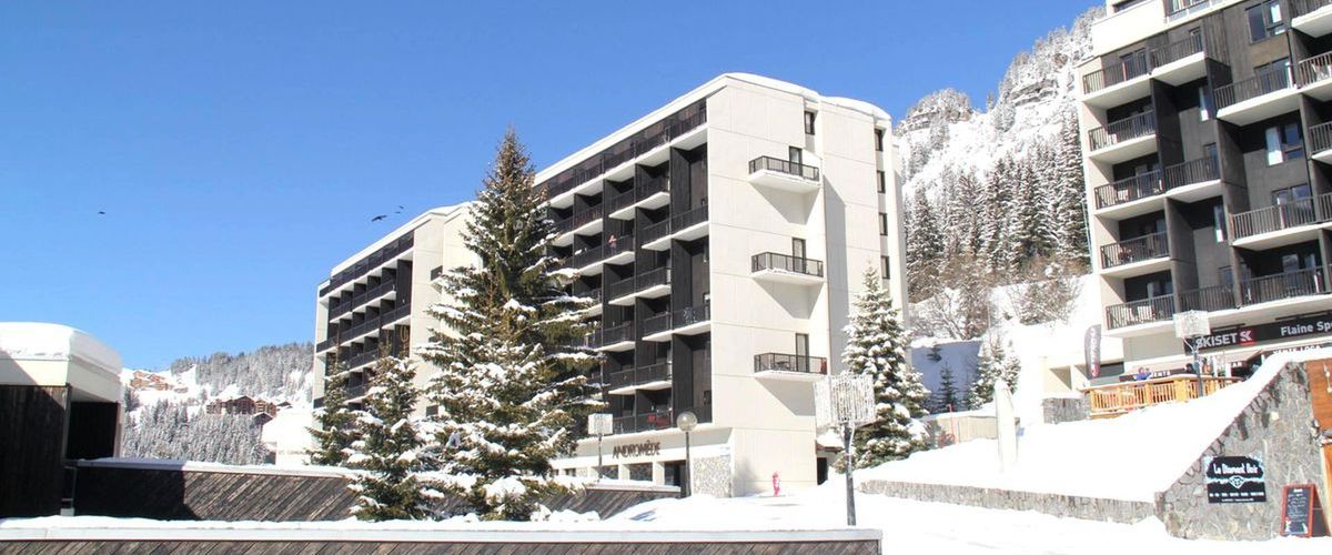 obiekt, teren hotelu