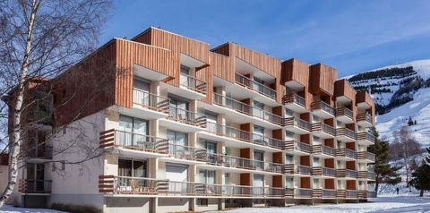 budynek główny, teren hotelu