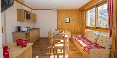 góry, kuchnia / aneks kuchenny, pokój