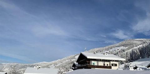 teren hotelu, budynek główny