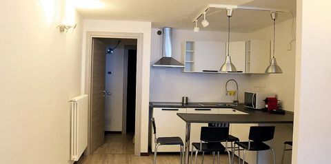 pokój, kuchnia / aneks kuchenny