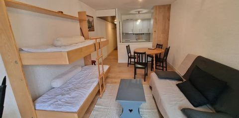 pokój, kuchnia / aneks kuchenny