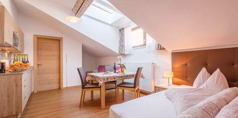 pokój, kuchnia / aneks kuchenny