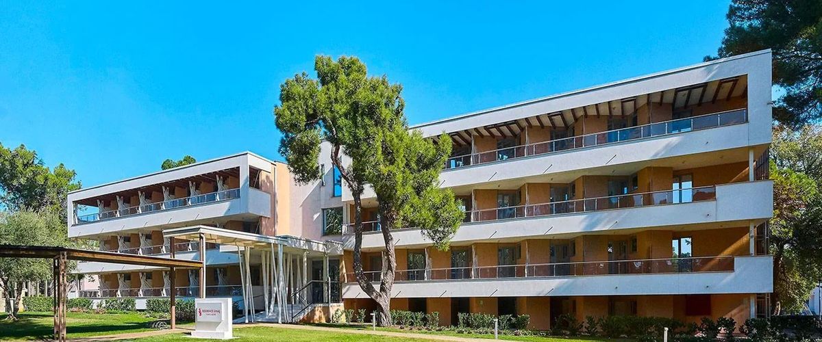 obiekt, budynek główny