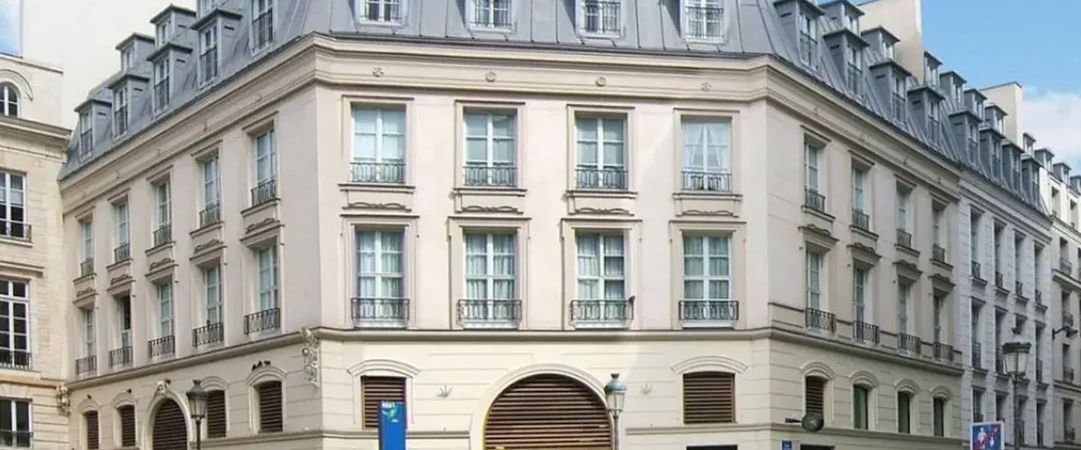 budynek główny, obiekt