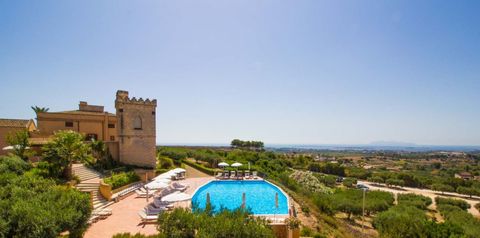 obiekt, teren hotelu, basen