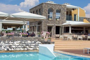 Restia Suites