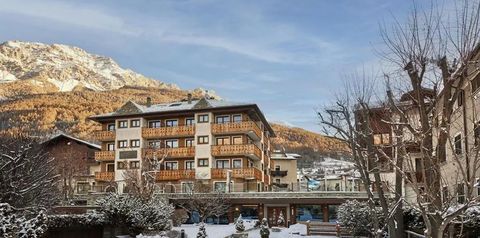 budynek główny, teren hotelu