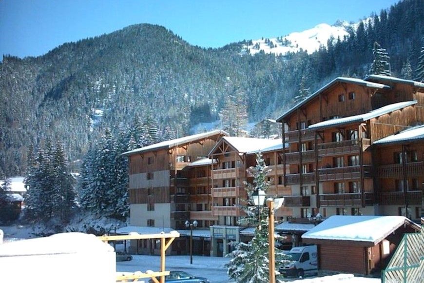 obiekt, budynek główny