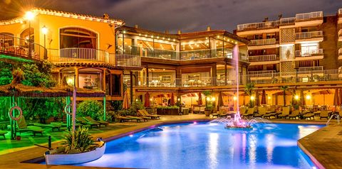 budynek główny, basen