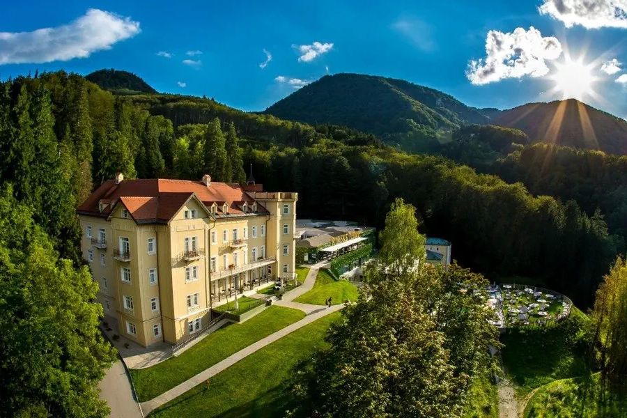 obiekt, teren hotelu, góry