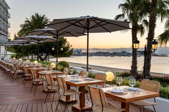 Riomar Ibiza, a Tribute Portfolio