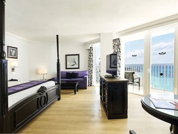 RIU Palace Paradise Island 4*