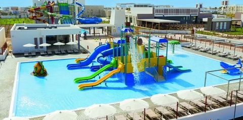 basen, aquapark, zjeżdżalnia