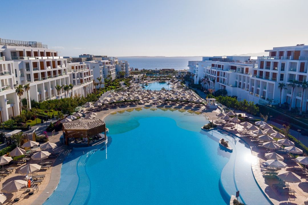 obiekt, teren hotelu, basen